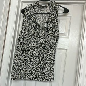 Pretty navy floral blouse!